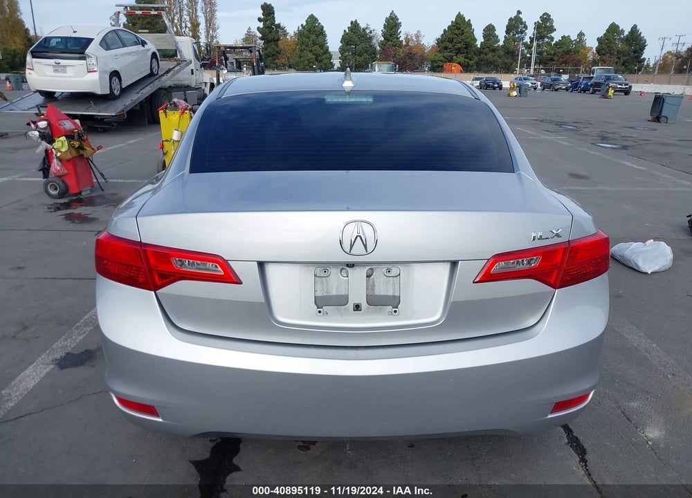 2015 ACURA ILX 2.0L VIN: 19VDE1F78FE008952
