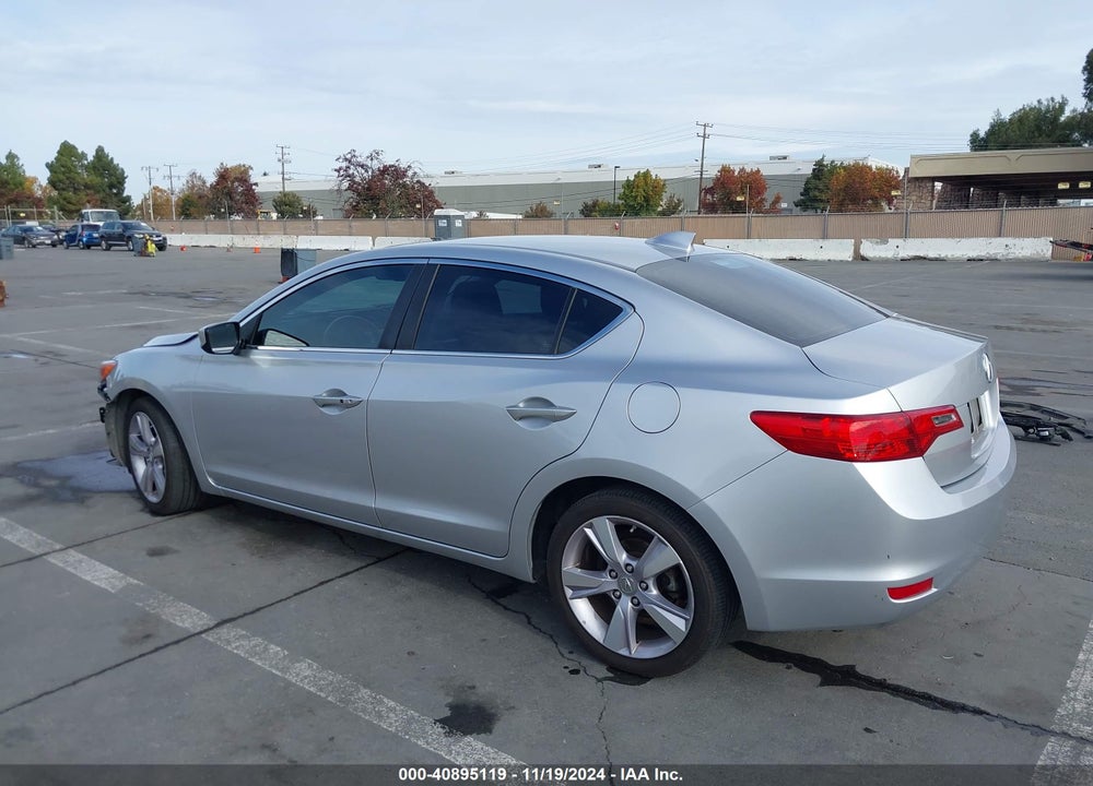 2015 ACURA ILX 2.0L VIN: 19VDE1F78FE008952