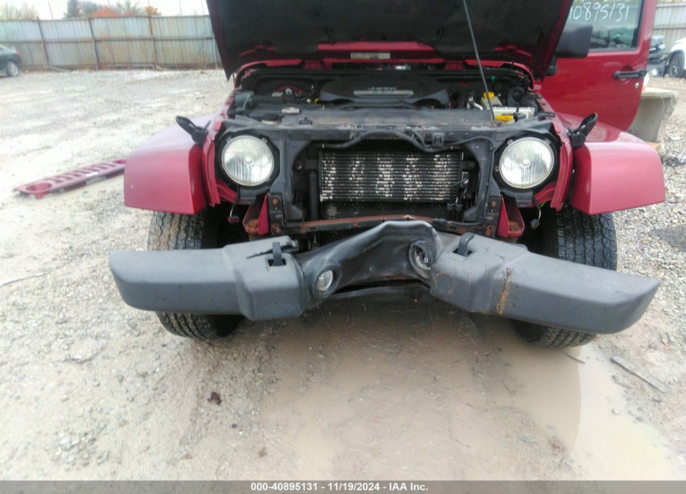2013 JEEP WRANGLER UNLIMITED SAHARA VIN: 1C4HJWEG6DL510110