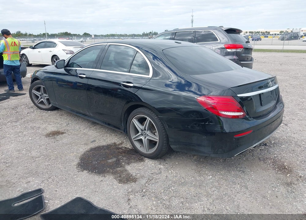 2019 MERCEDES-BENZ E 300 VIN: WDDZF4JBXKA521758