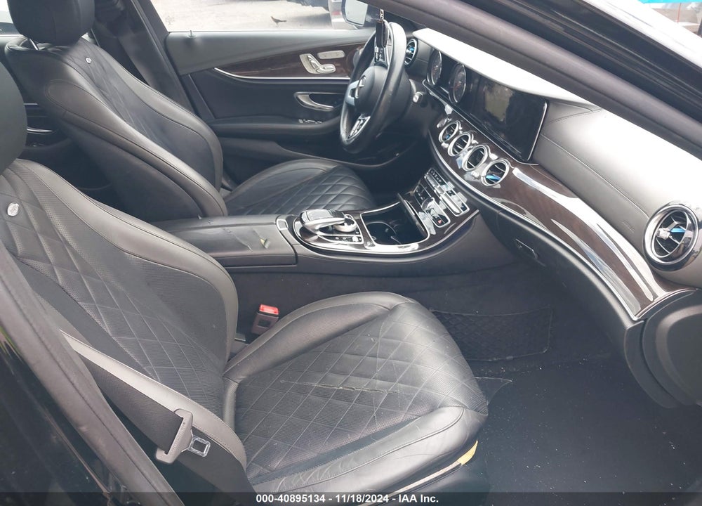 2019 MERCEDES-BENZ E 300 VIN: WDDZF4JBXKA521758