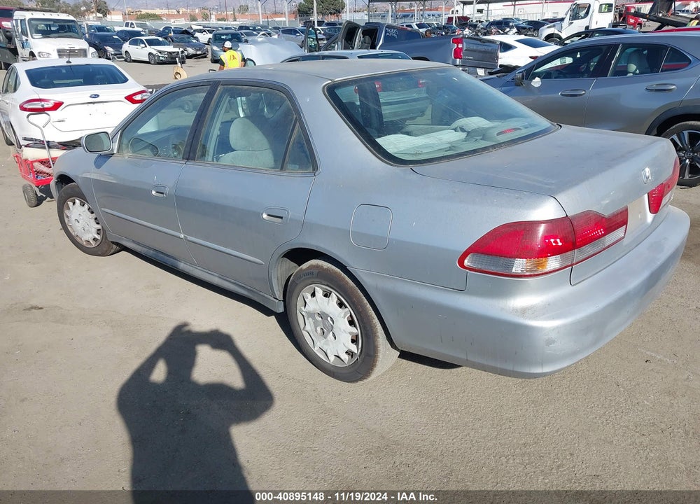 2002 HONDA ACCORD 2.3 LX VIN: 1HGCG66562A144133