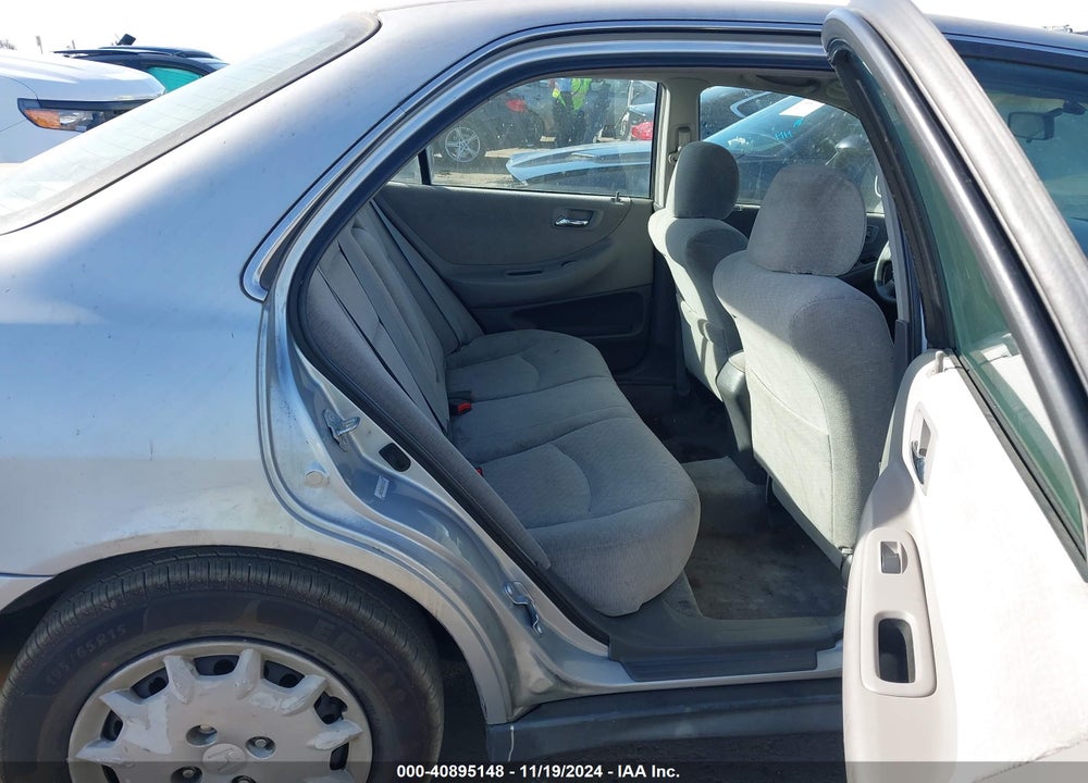 2002 HONDA ACCORD 2.3 LX VIN: 1HGCG66562A144133