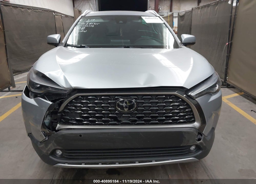 2022 TOYOTA COROLLA CROSS XLE VIN: 7MUDAABG8NV022529
