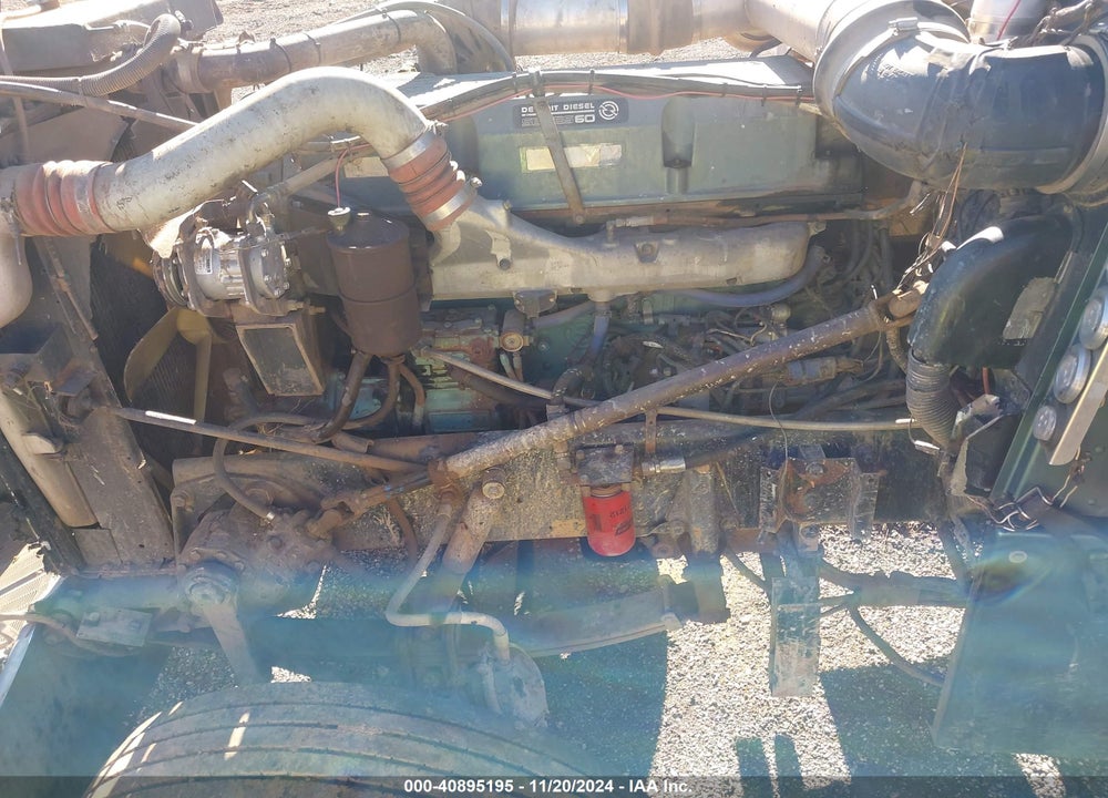 1995 PETERBILT 379 VIN: 1XP5DR9X6SD378848