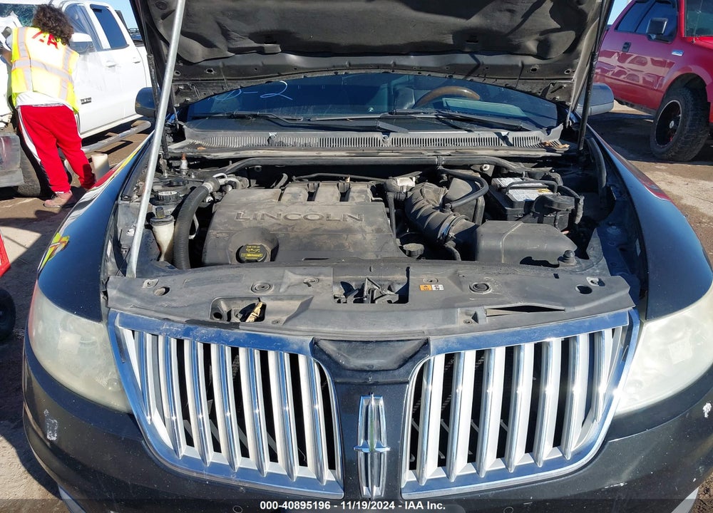 2009 LINCOLN MKS VIN: 1LNHM93R69G611432