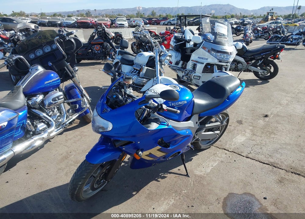 2001 TRIUMPH MOTORCYCLE TT600 VIN: SMT800GE61J127997