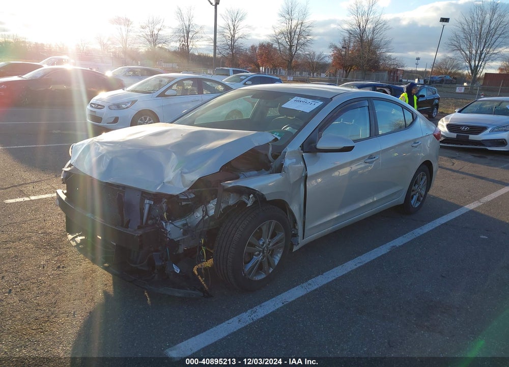2018 HYUNDAI ELANTRA SEL VIN: 5NPD84LF9JH378887