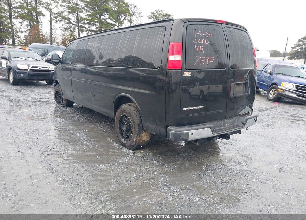 2018 CHEVROLET EXPRESS 3500 LT VIN: 1GAZGPFG0J1187390