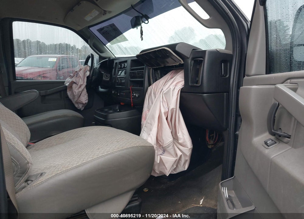 2018 CHEVROLET EXPRESS 3500 LT VIN: 1GAZGPFG0J1187390