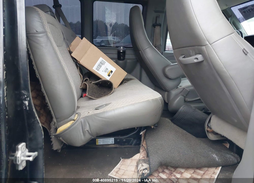 2018 CHEVROLET EXPRESS 3500 LT VIN: 1GAZGPFG0J1187390