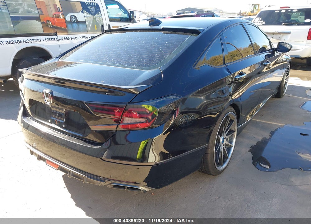 2018 HONDA ACCORD VIN: 1HGCV1F9XJA000207
