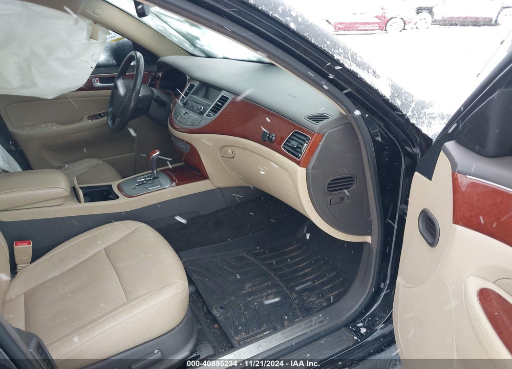 2013 HYUNDAI GENESIS 3.8 VIN: KMHGC4DD7DU212611