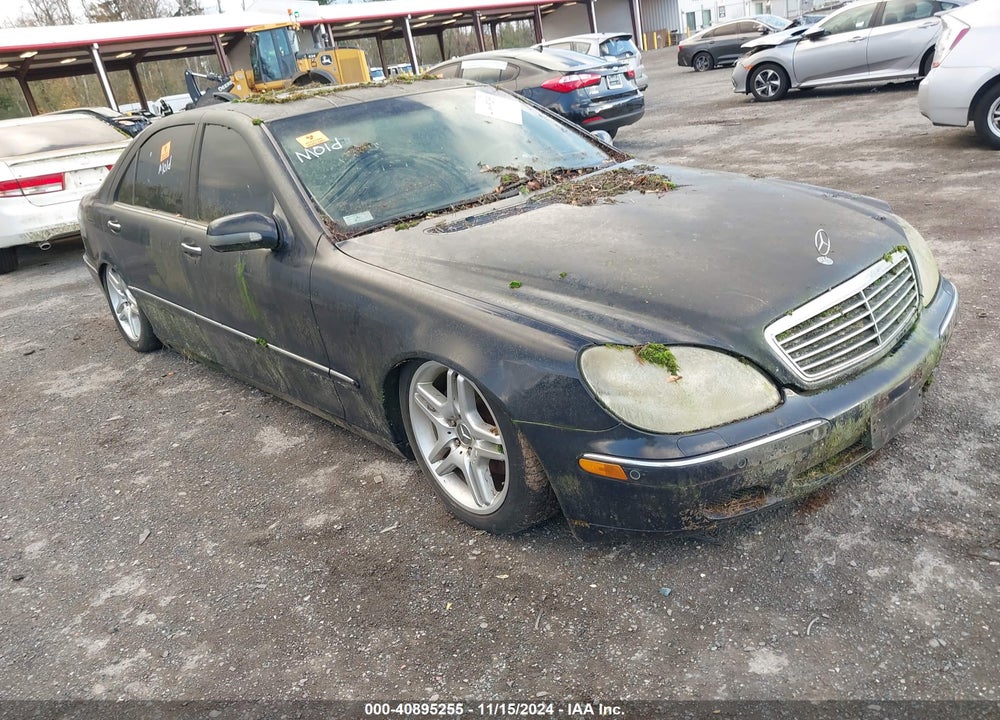2000 MERCEDES-BENZ S 500 VIN: WDBNG75J3YA050357