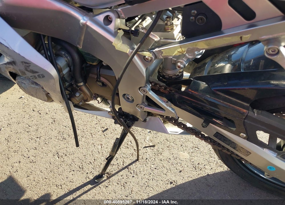 2004 KAWASAKI ZX636 B1 VIN: JKBZXJB184A024258