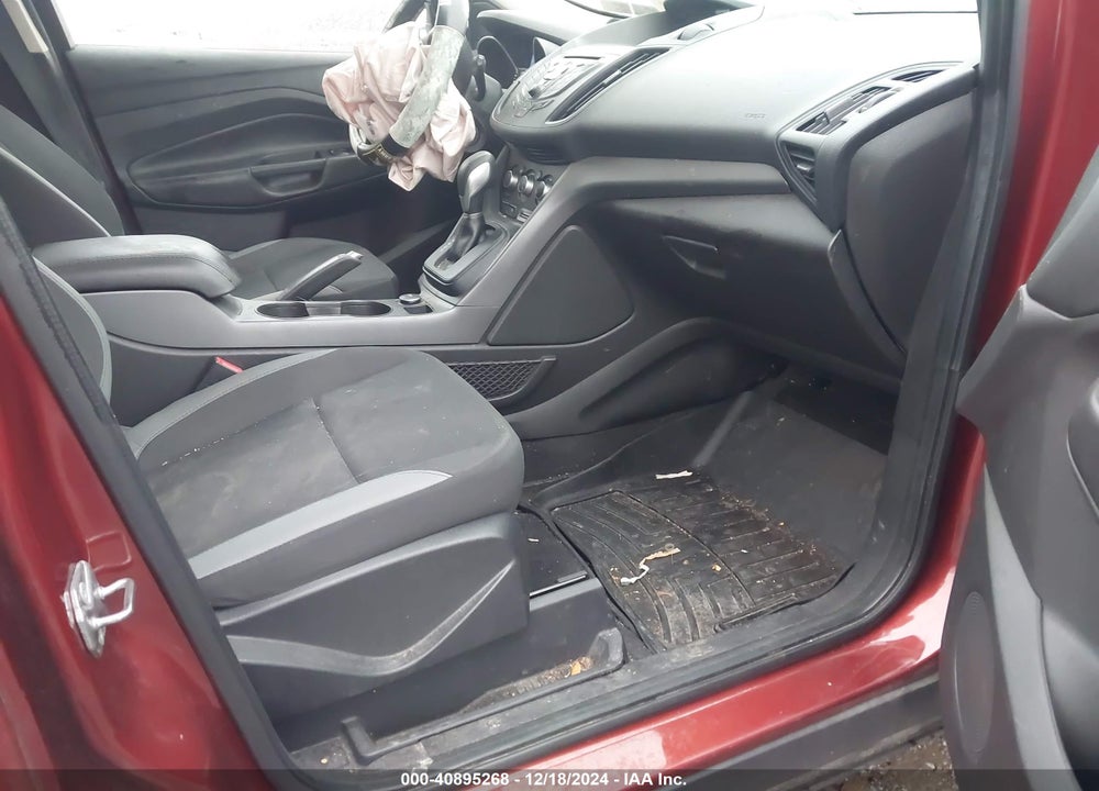 2014 FORD ESCAPE S VIN: 1FMCU0F71EUE19718