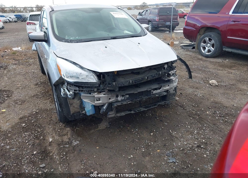 2015 FORD ESCAPE SE VIN: 1FMCU9G90FUC45260