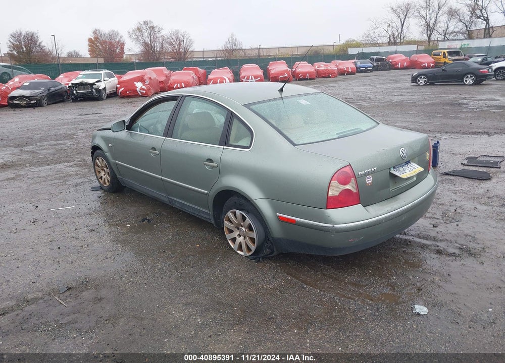 2002 VOLKSWAGEN PASSAT GLS VIN: WVWPD63B62P360984