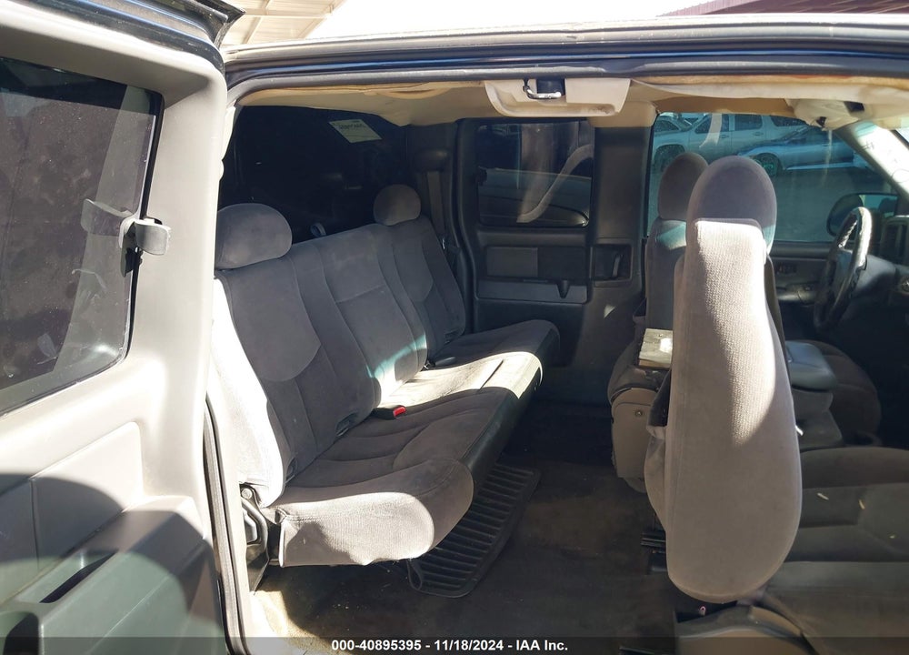 2005 GMC SIERRA 1500 SLE VIN: 1GTEC19TX5Z248937