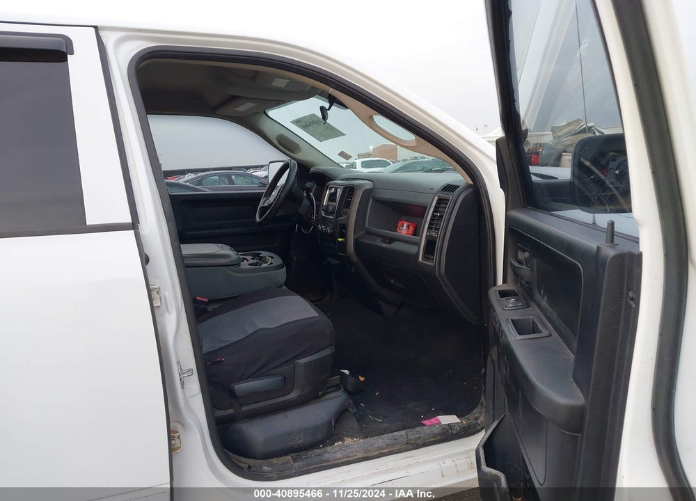 2013 RAM 1500 TRADESMAN VIN: 1C6RR6FPXDS679118