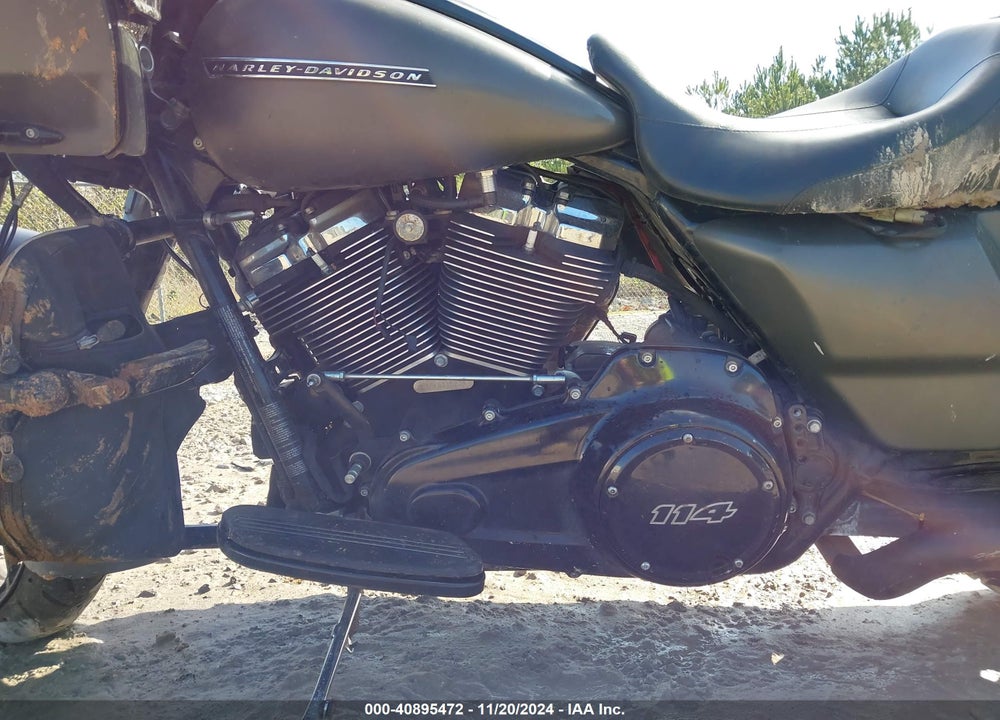 2019 HARLEY-DAVIDSON FLTRXS VIN: 1HD1KTP17KB611583
