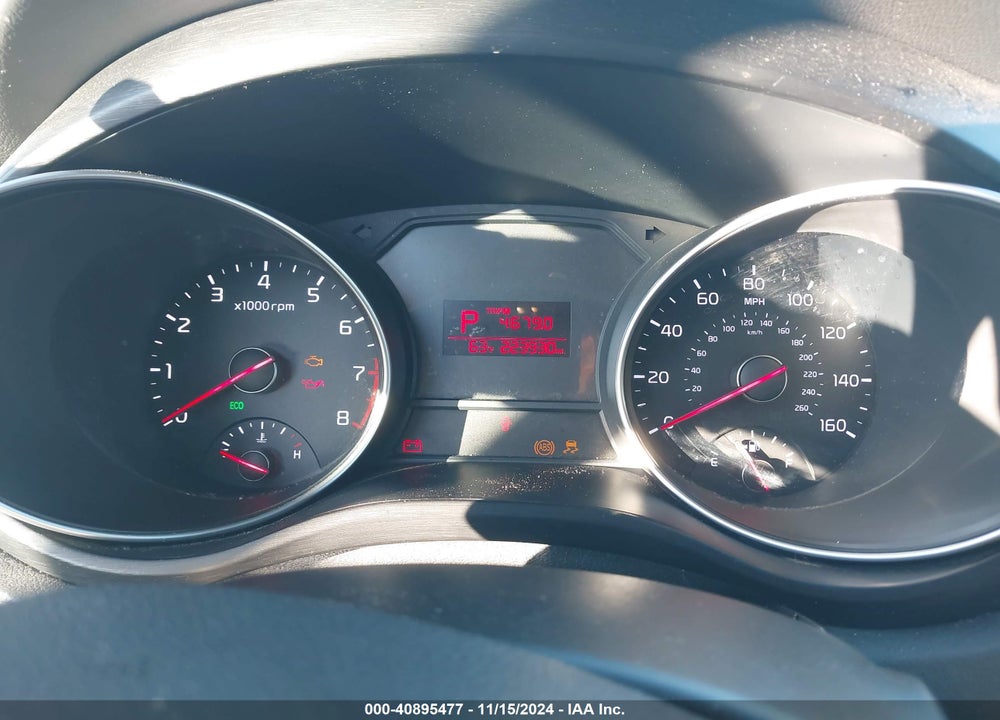 2015 KIA SEDONA LX VIN: KNDMB5C18F6072793