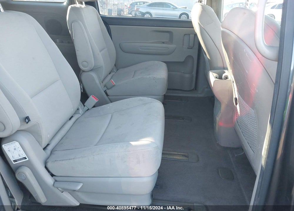 2015 KIA SEDONA LX VIN: KNDMB5C18F6072793