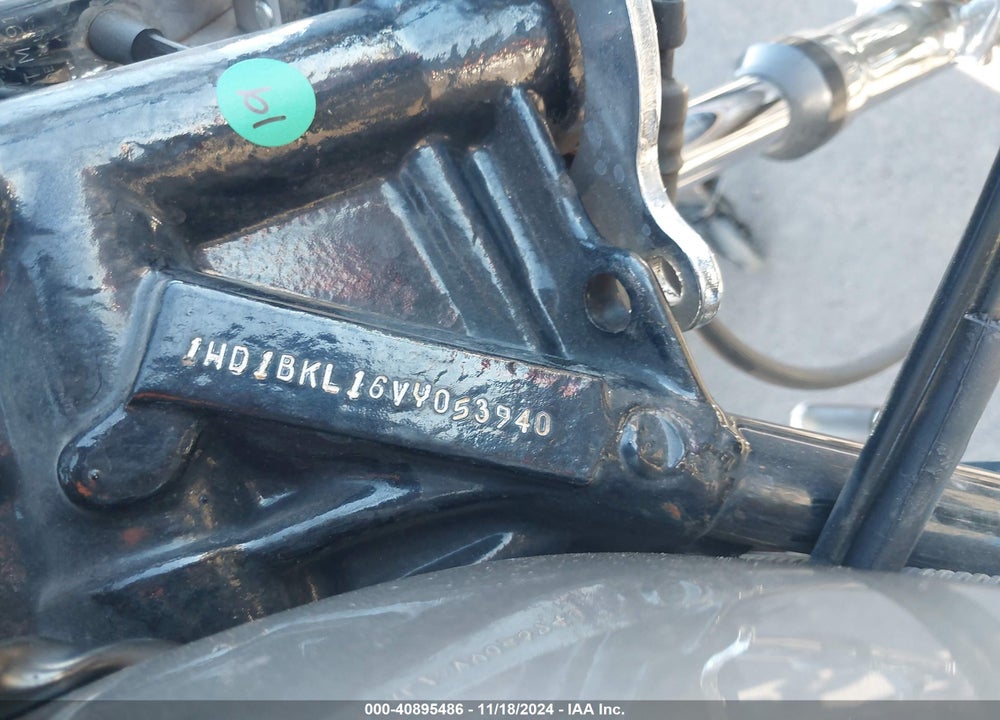 1997 HARLEY-DAVIDSON FXST CUSTOM VIN: 1HD1BKL16VY053940
