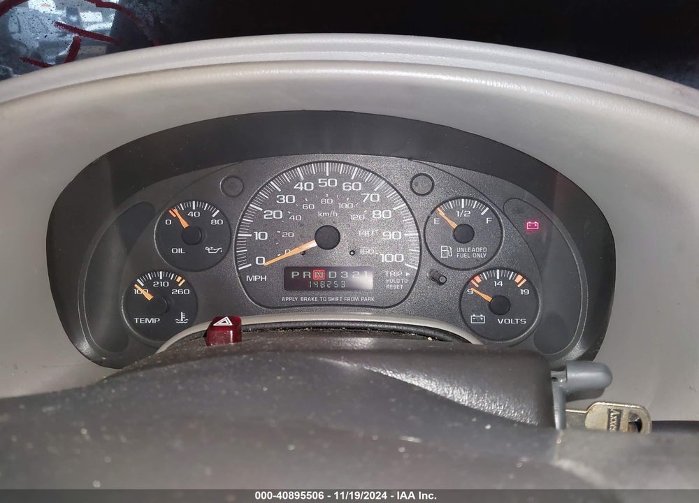 2004 CHEVROLET ASTRO VIN: 1GCDM19X54B121077