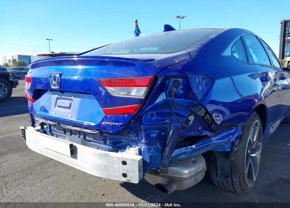 2018 HONDA ACCORD VIN: 1HGCV1F34JA001963