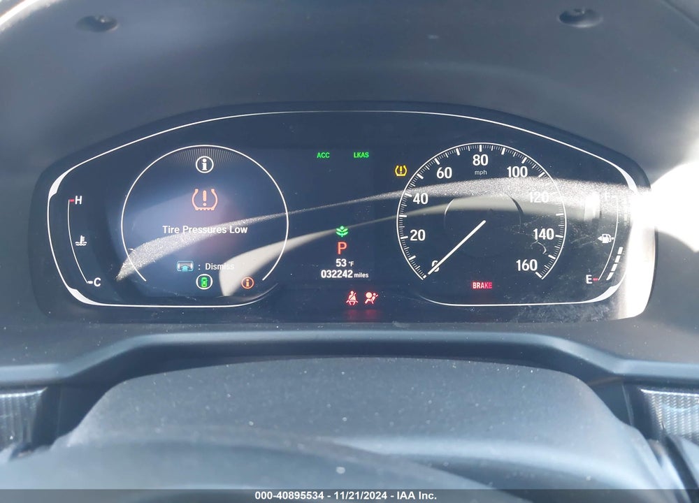 2018 HONDA ACCORD VIN: 1HGCV1F34JA001963