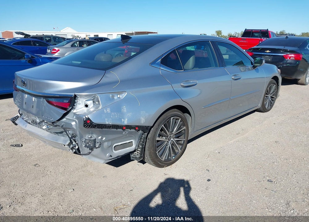 2023 LEXUS ES VIN: 58ADZ1B19PU155852