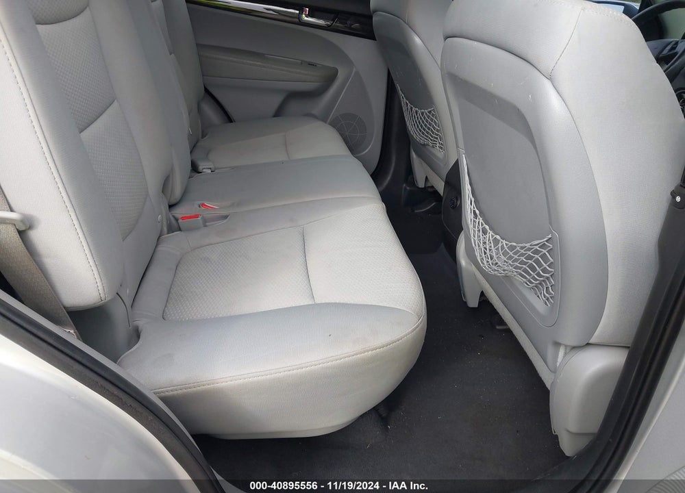 2011 KIA SORENTO LX VIN: 5XYKT4A13BG168386