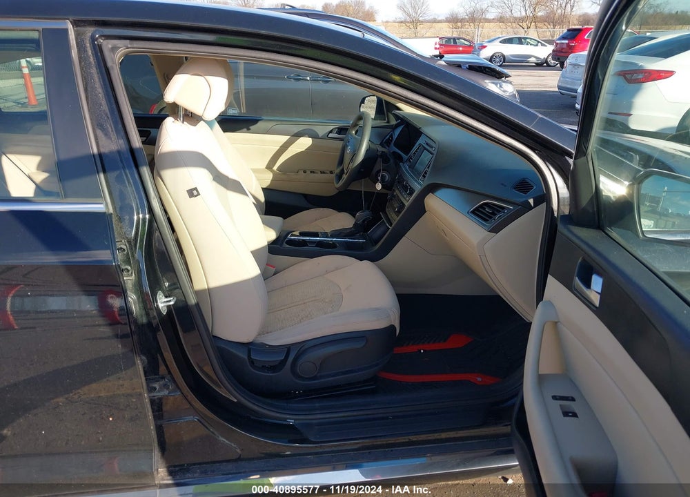 2017 HYUNDAI SONATA SPORT VIN: 5NPE34AFXHH567192