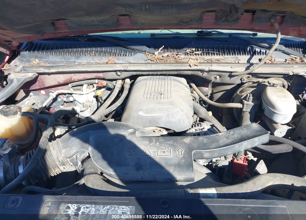 2003 CHEVROLET SUBURBAN 1500 LT VIN: 1GNEC16Z33J214737