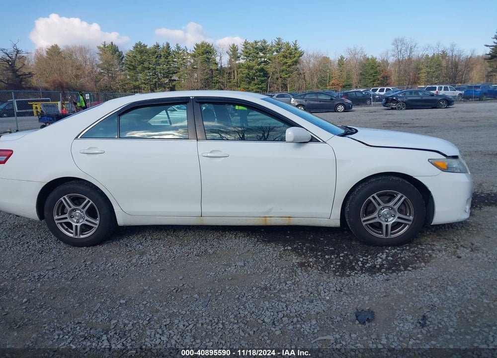 2011 TOYOTA CAMRY LE VIN: 4T1BF3EK7BU741627