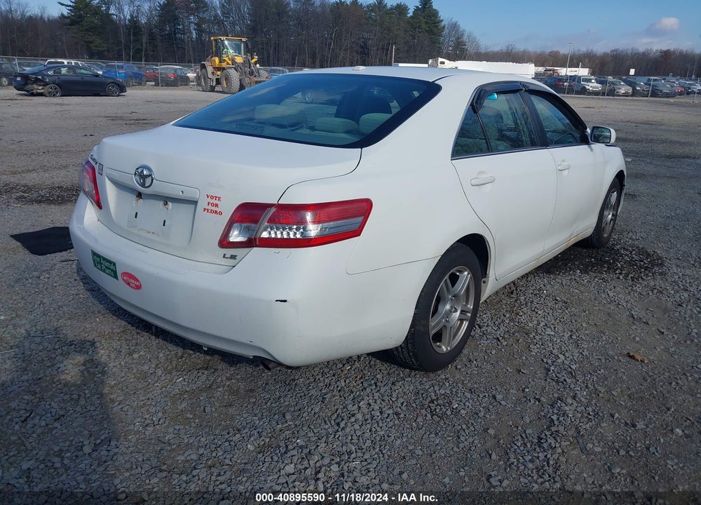 2011 TOYOTA CAMRY LE VIN: 4T1BF3EK7BU741627
