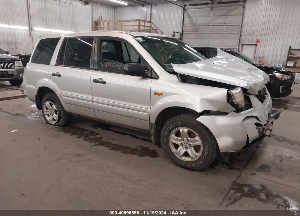 2006 HONDA PILOT LX VIN: 5FNYF18166B012135