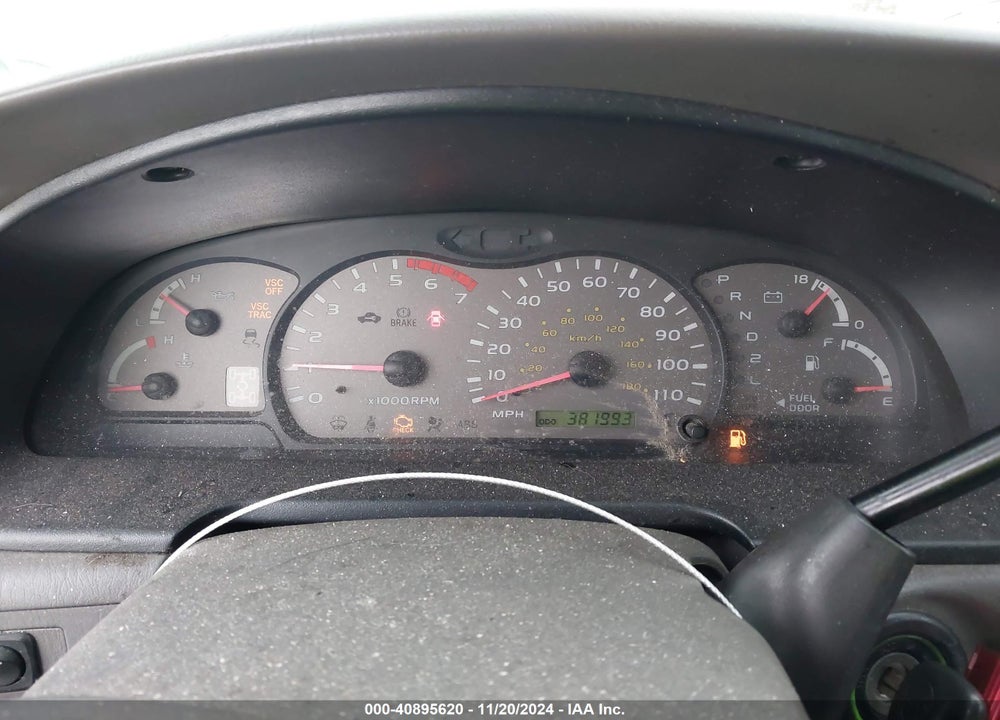 2003 TOYOTA SEQUOIA LIMITED V8 VIN: 5TDBT48A33S152098