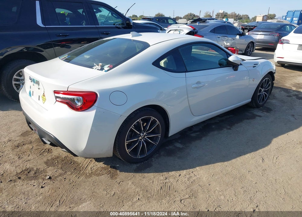 2020 TOYOTA 86 VIN: JF1ZNAA12L8753644