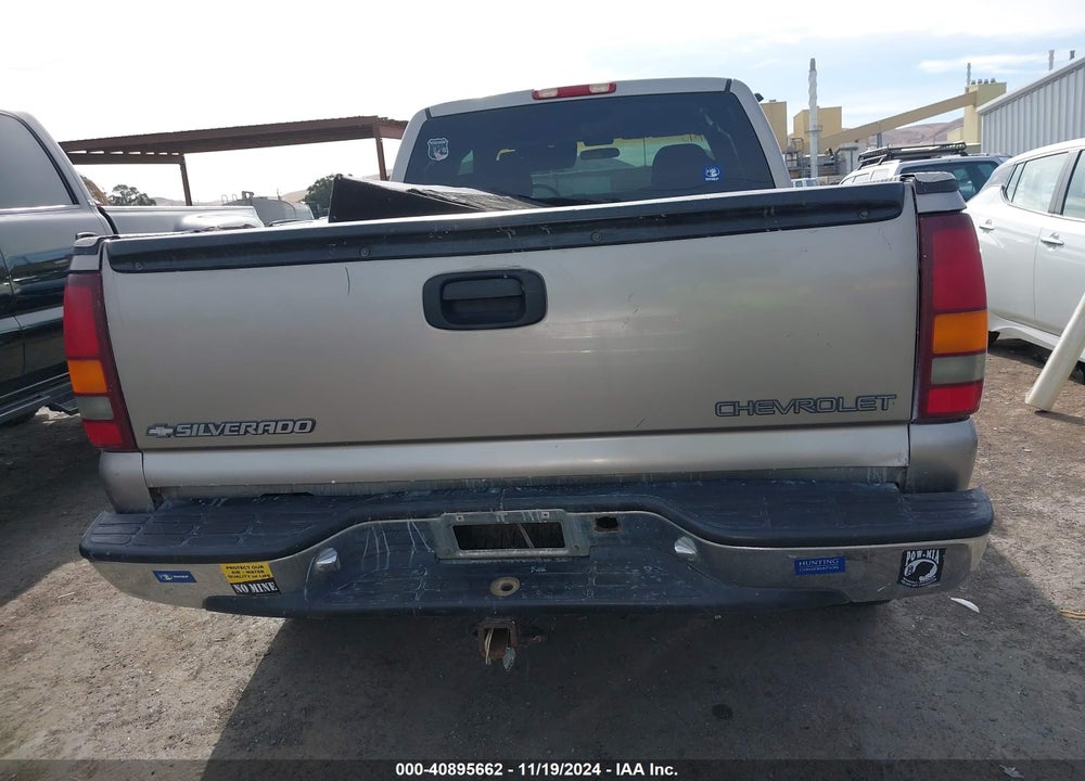 2001 CHEVROLET SILVERADO 1500 LS VIN: 1GCEK19TX1E149782