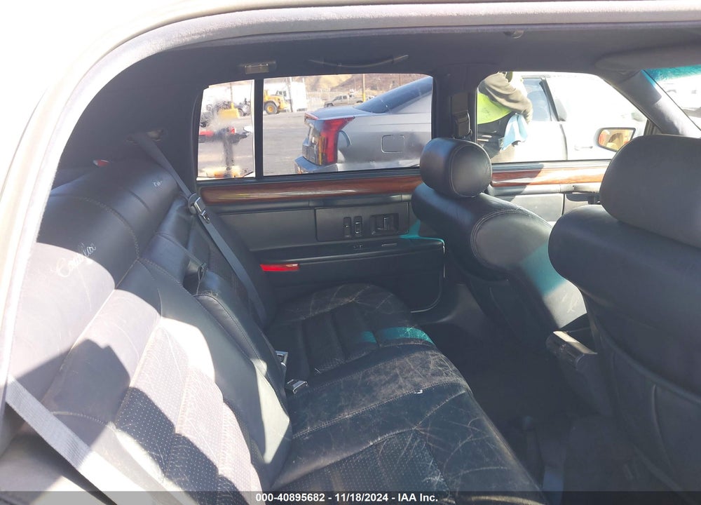 1996 CADILLAC DEVILLE VIN: 1G6KD52Y1TU270156