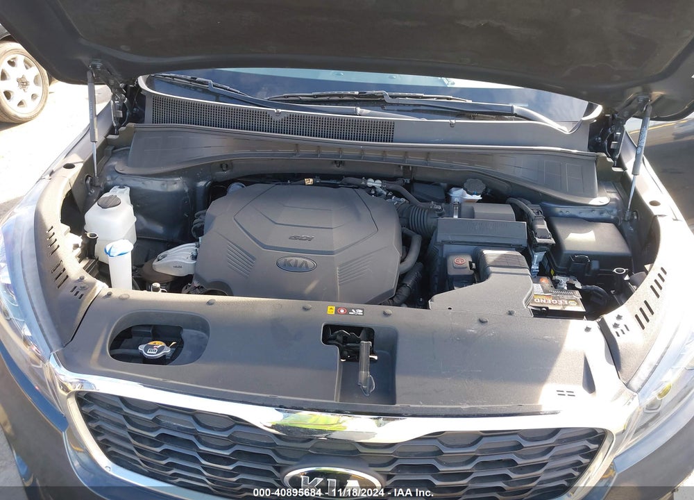 2019 KIA SORENTO 3.3L S VIN: 5XYPG4A51KG611468