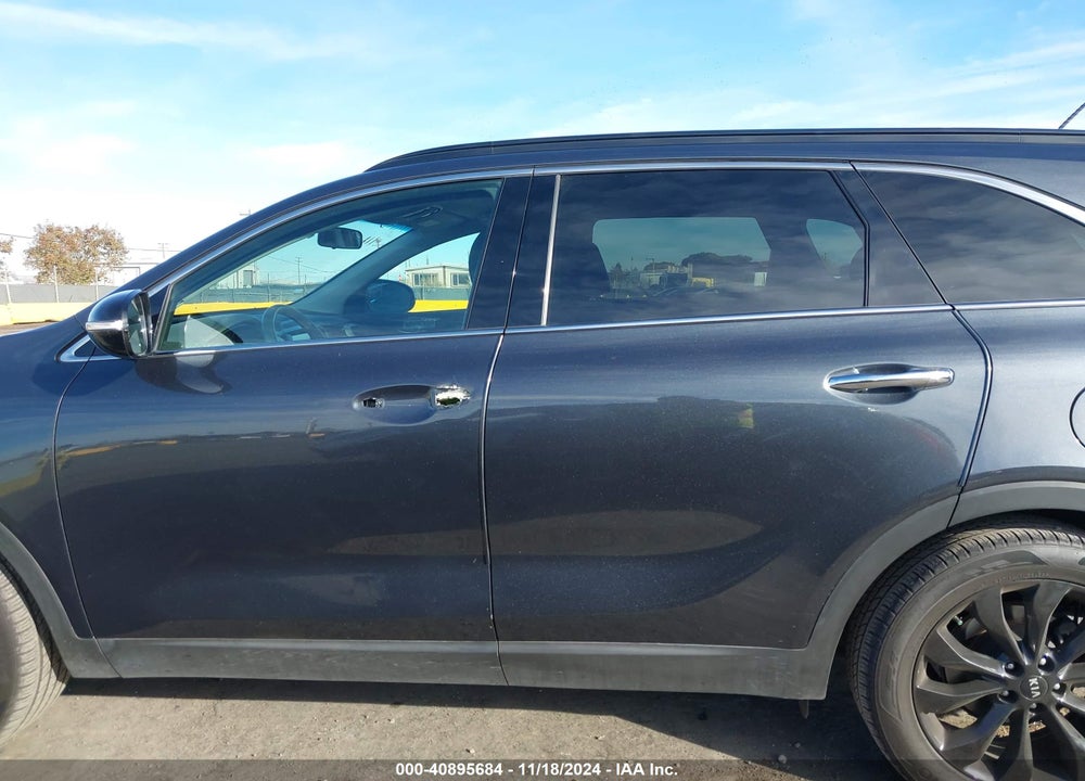 2019 KIA SORENTO 3.3L S VIN: 5XYPG4A51KG611468