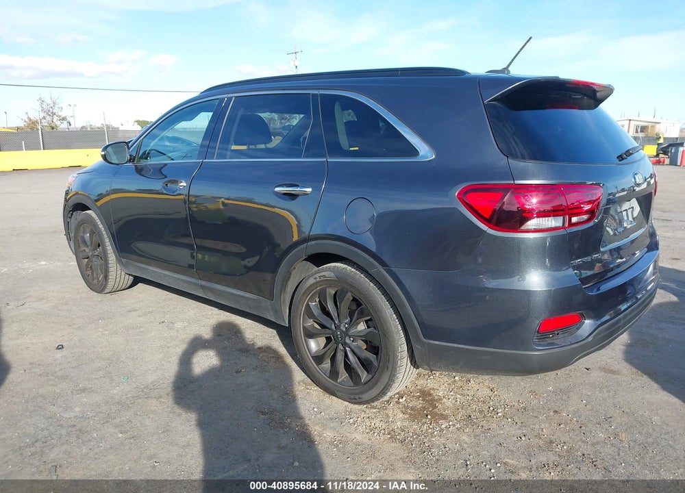 2019 KIA SORENTO 3.3L S VIN: 5XYPG4A51KG611468