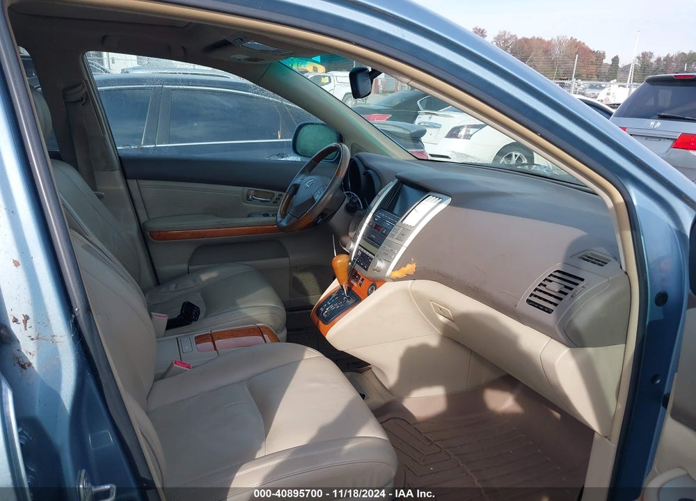 2008 LEXUS RX 350 VIN: 2T2HK31U68C061611