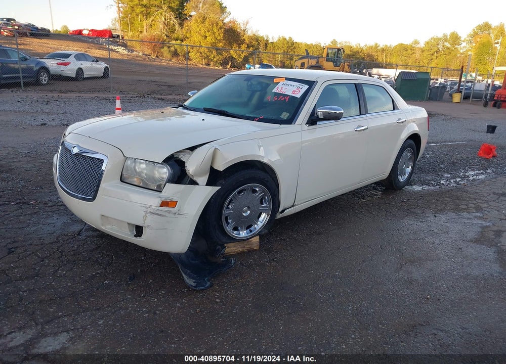 2008 CHRYSLER 300 VIN: 2C3LA43R68H237700