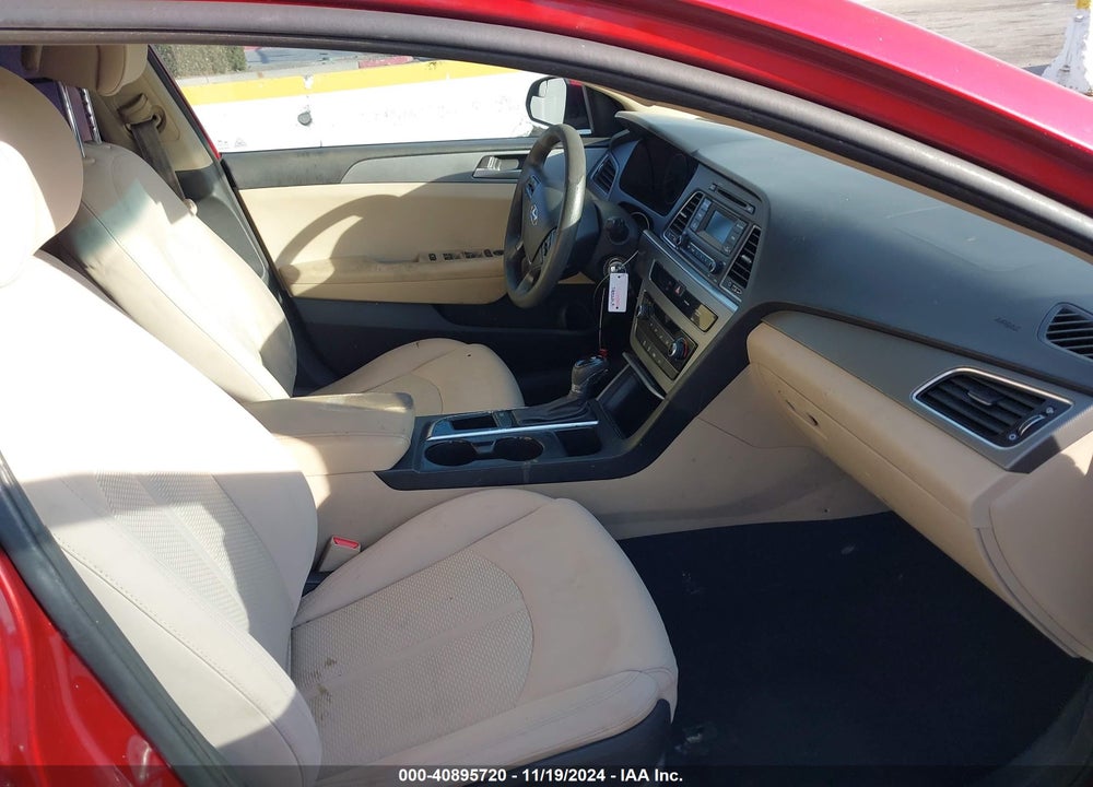 2015 HYUNDAI SONATA SE VIN: 5NPE24AF9FH119798