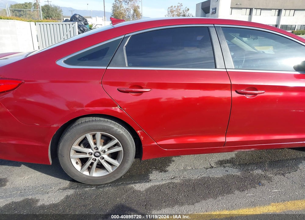 2015 HYUNDAI SONATA SE VIN: 5NPE24AF9FH119798