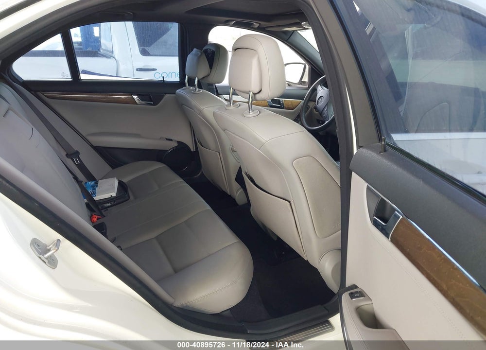 2008 MERCEDES-BENZ C 350 SPORT VIN: WDDGF56X38F176604